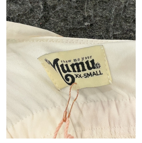 Show me your MuMu Floral Maxi Dress with Pink and Green Accents NWT - Picture 3 of 3